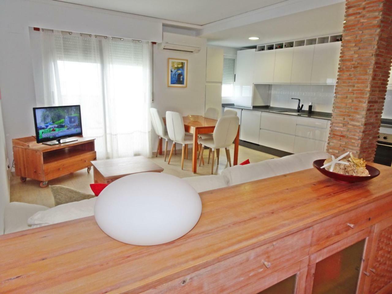Neptuno Apartamento - Frente A La Playa Daimús Buitenkant foto